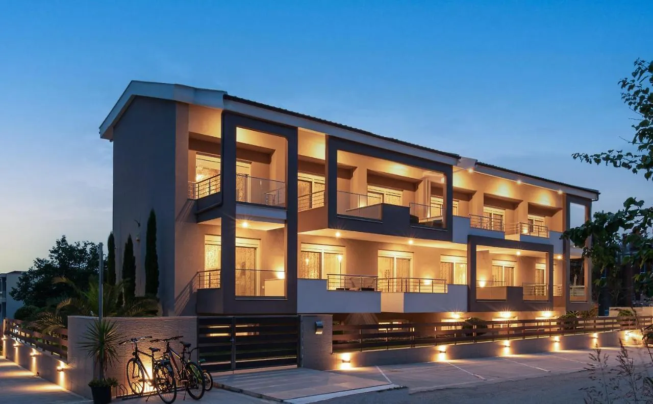 نيكيتي Sithonia Suites Luxury Apartments 3 Beds 0*,