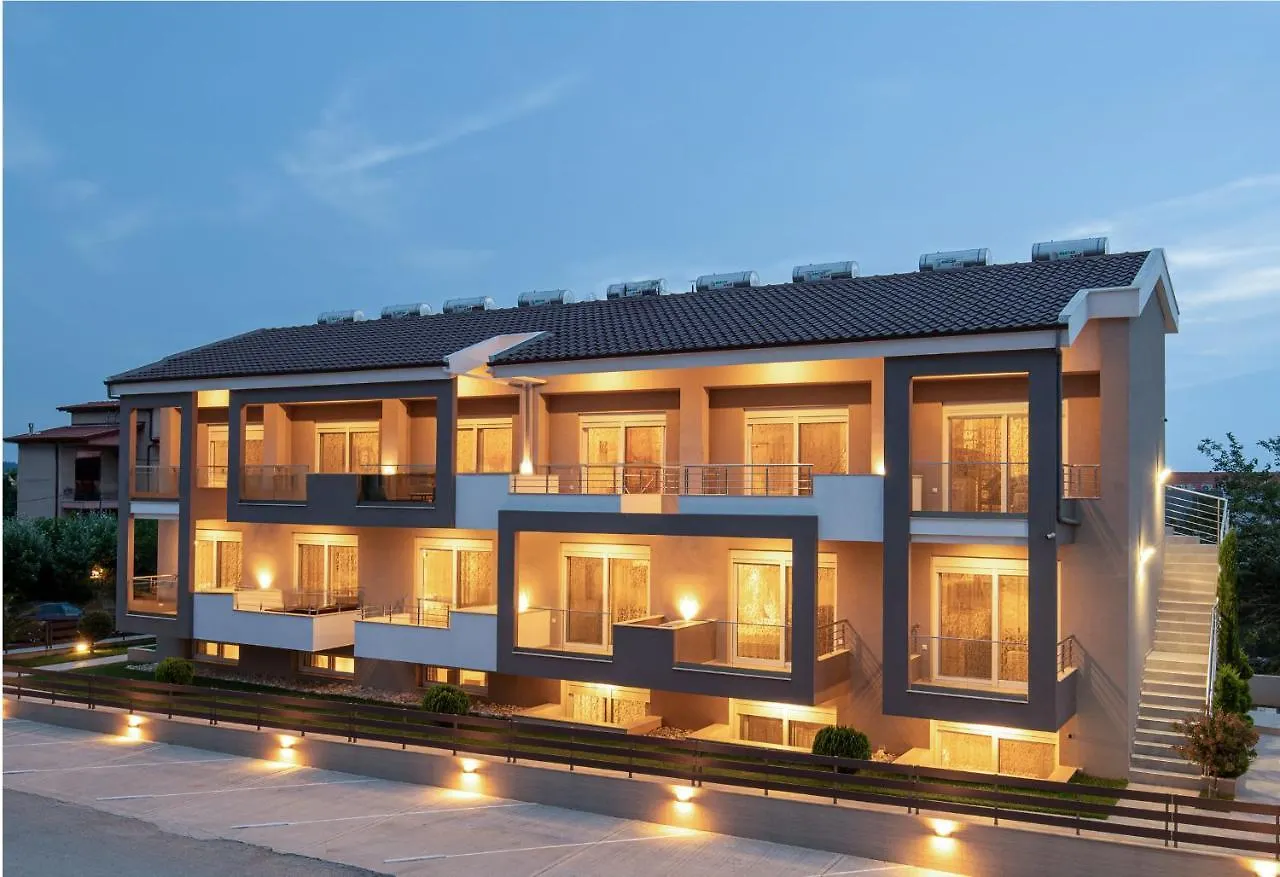 نيكيتي Sithonia Suites Luxury Apartments 3 Beds اليونان